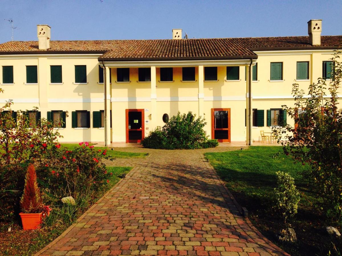 Il Paradello Albergo Porto Levante Exteriér fotografie